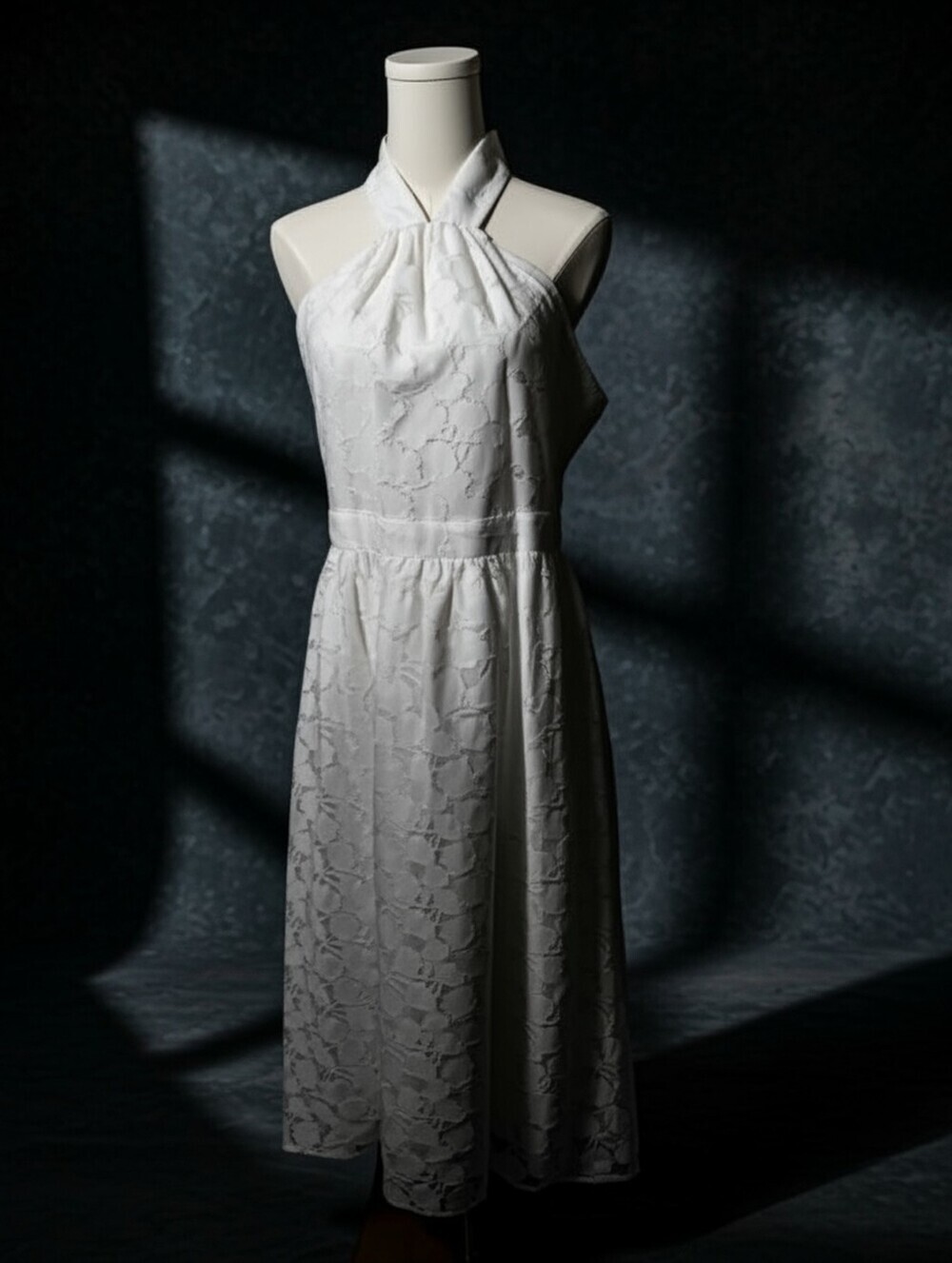 NWT Karl Lagerfeld White Floral Jacquard Halter Midi Dress Size 10